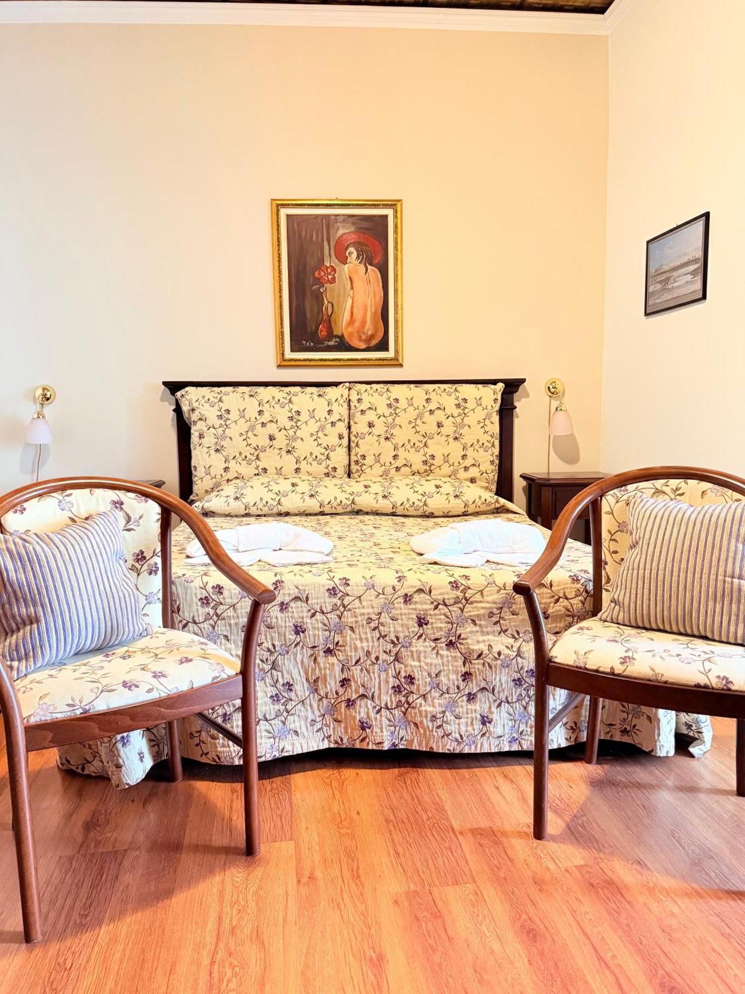 Hotel Archimede Ortigia 3*