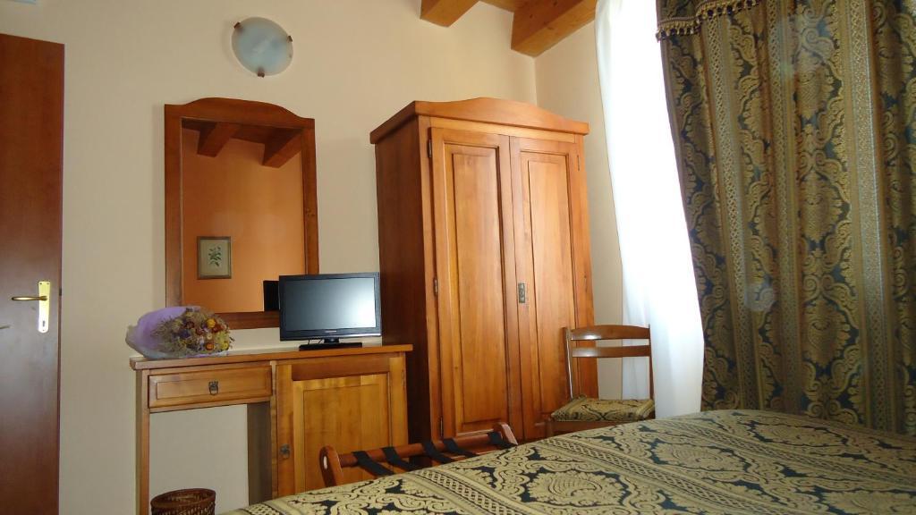 Archimede Ortigia 3*