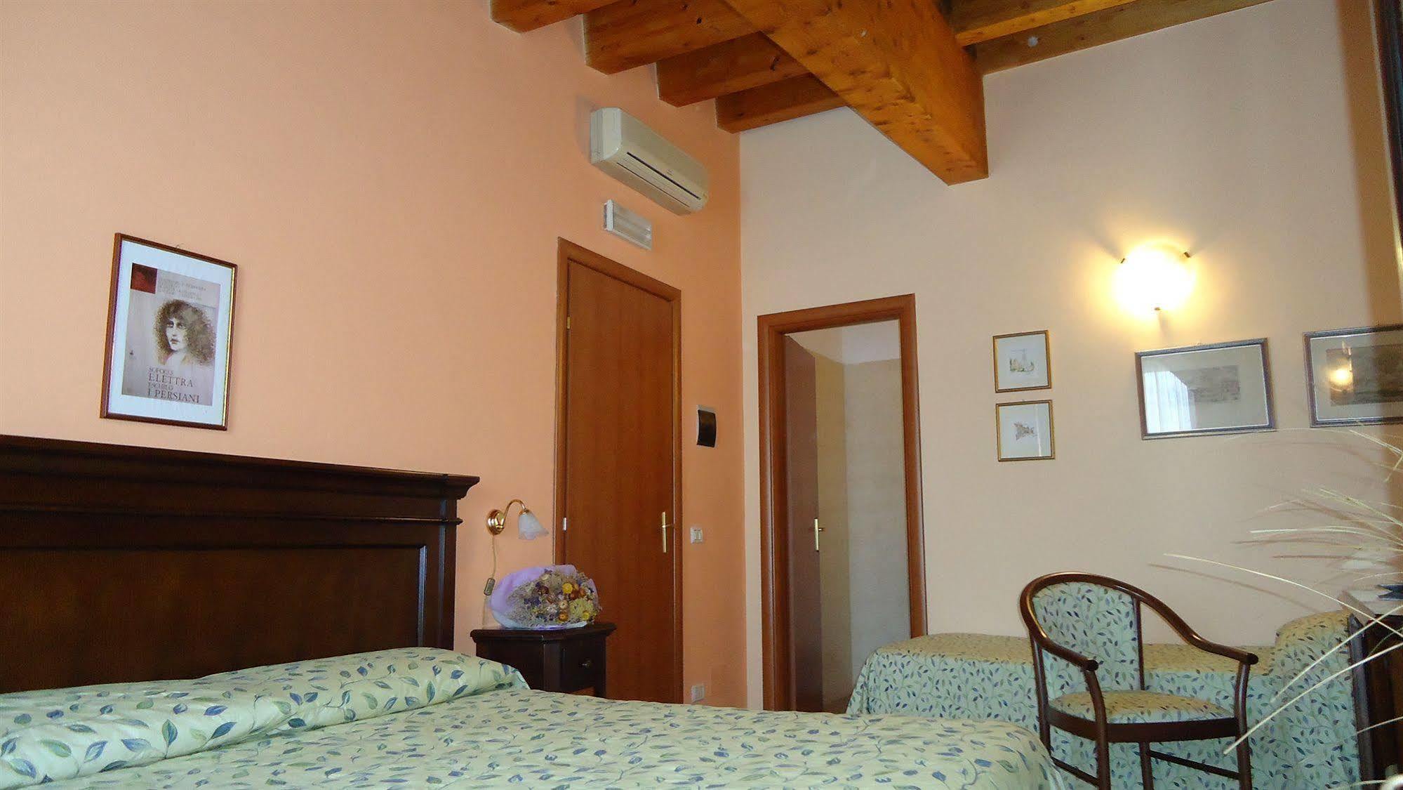Hotel Archimede Ortigia